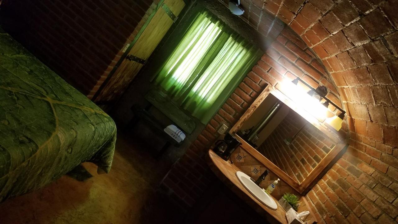 Posada Tres Cuevas Valle de Guadalupe Εξωτερικό φωτογραφία