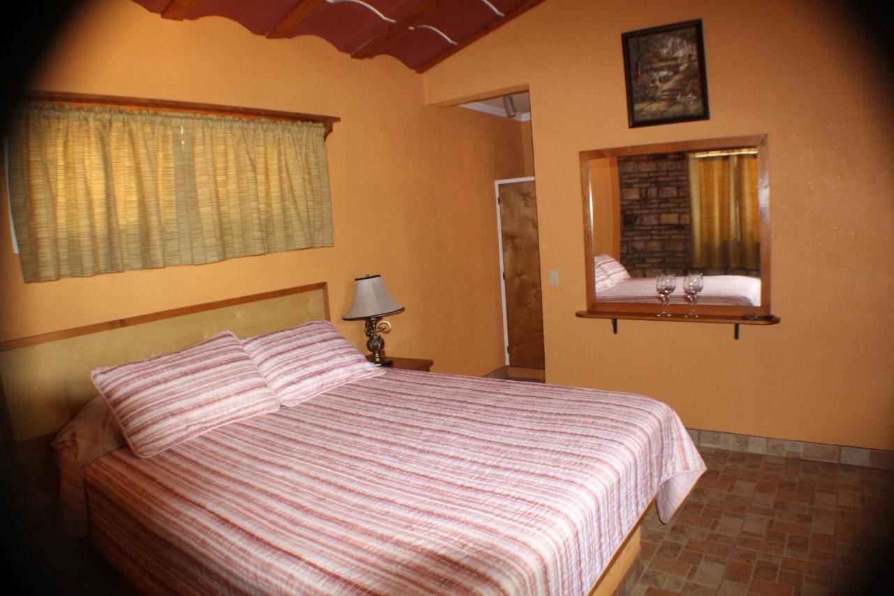 Posada Tres Cuevas Valle de Guadalupe Εξωτερικό φωτογραφία